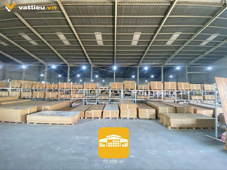 Kho hàng của “tổng kho vật liệu” Kho hàng của “tổng kho vật liệu”